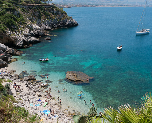 Mongerbino, near Palermo, one of many beaches