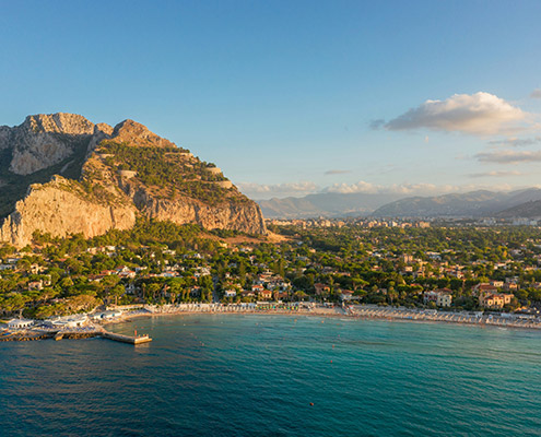 what to see in palermo, mondello beach and attractions