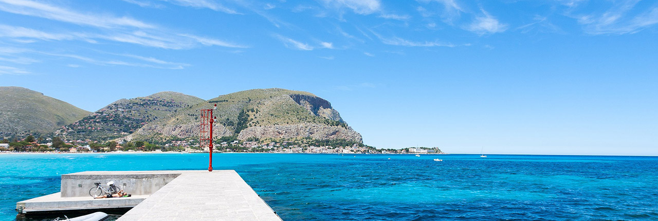 visiting Mondello beaches and sea, best beaches in places in Palermo